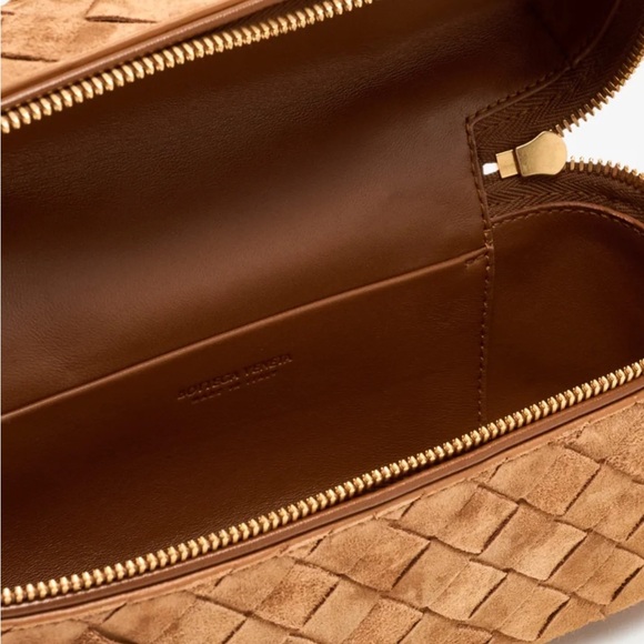 New Bottega Veneta Bang Bang Vanity Suede Bag - Picture 4 of 4